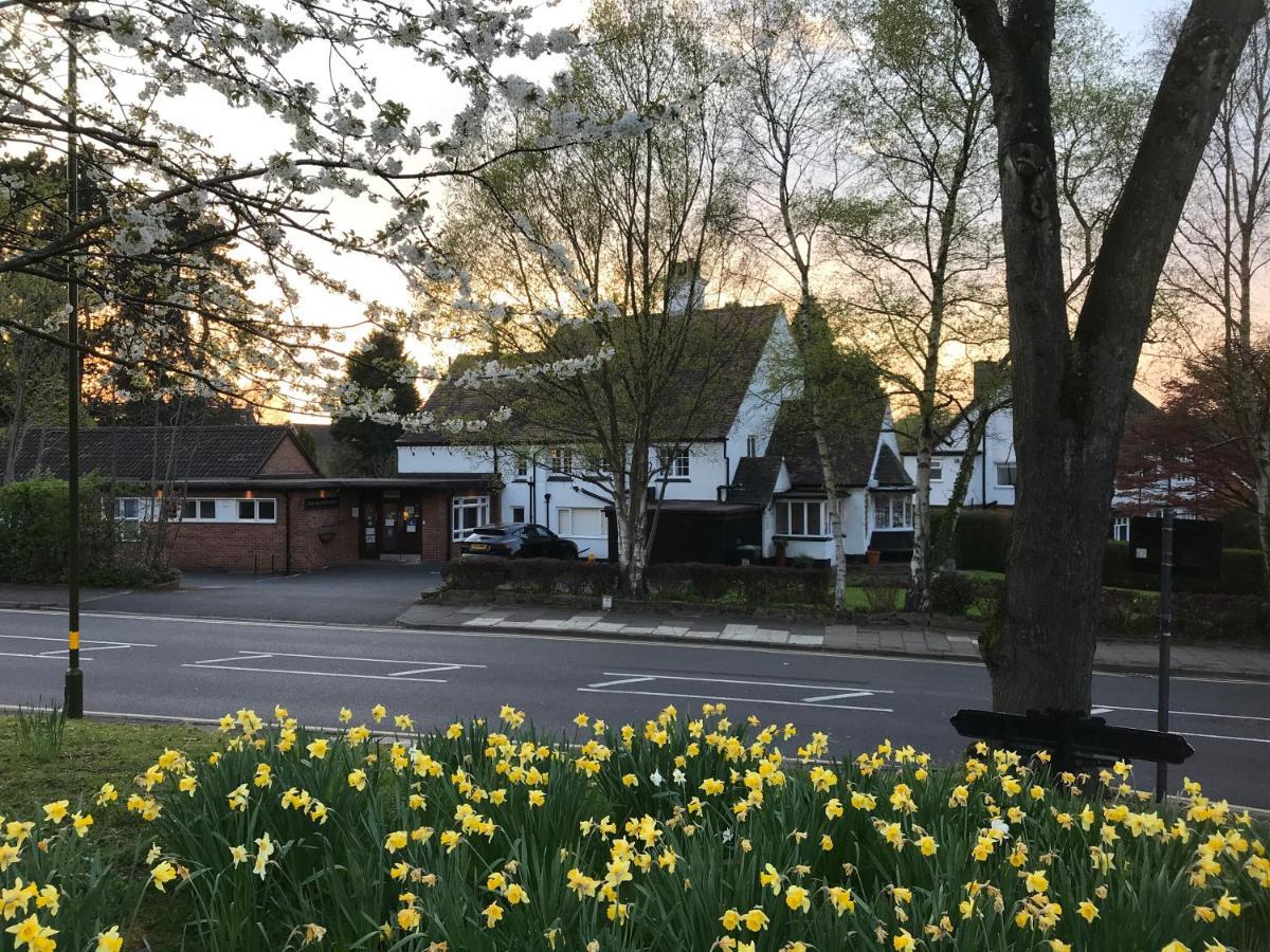 Old Farm Hotel Birmingham Bagian luar foto