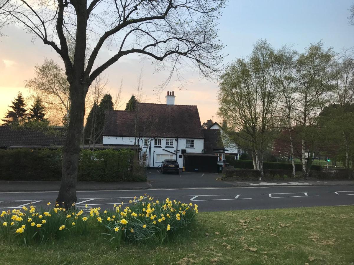 Old Farm Hotel Birmingham Bagian luar foto
