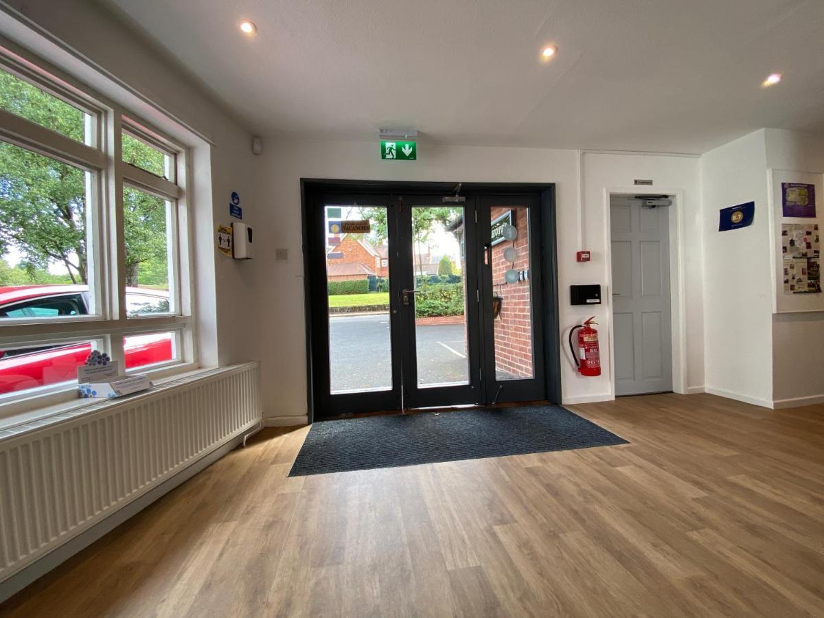 Old Farm Hotel Birmingham Bagian luar foto
